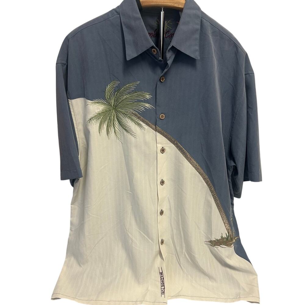 NWOT Bamboo Cay Slate blue and cream Hurricane Palm shirt coconut buttons sz L